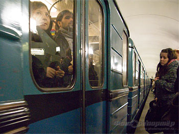 Флеш-Фото. Москва. Метро. Мимоходом  