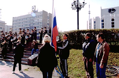 photo03a.jpg (20212 bytes)